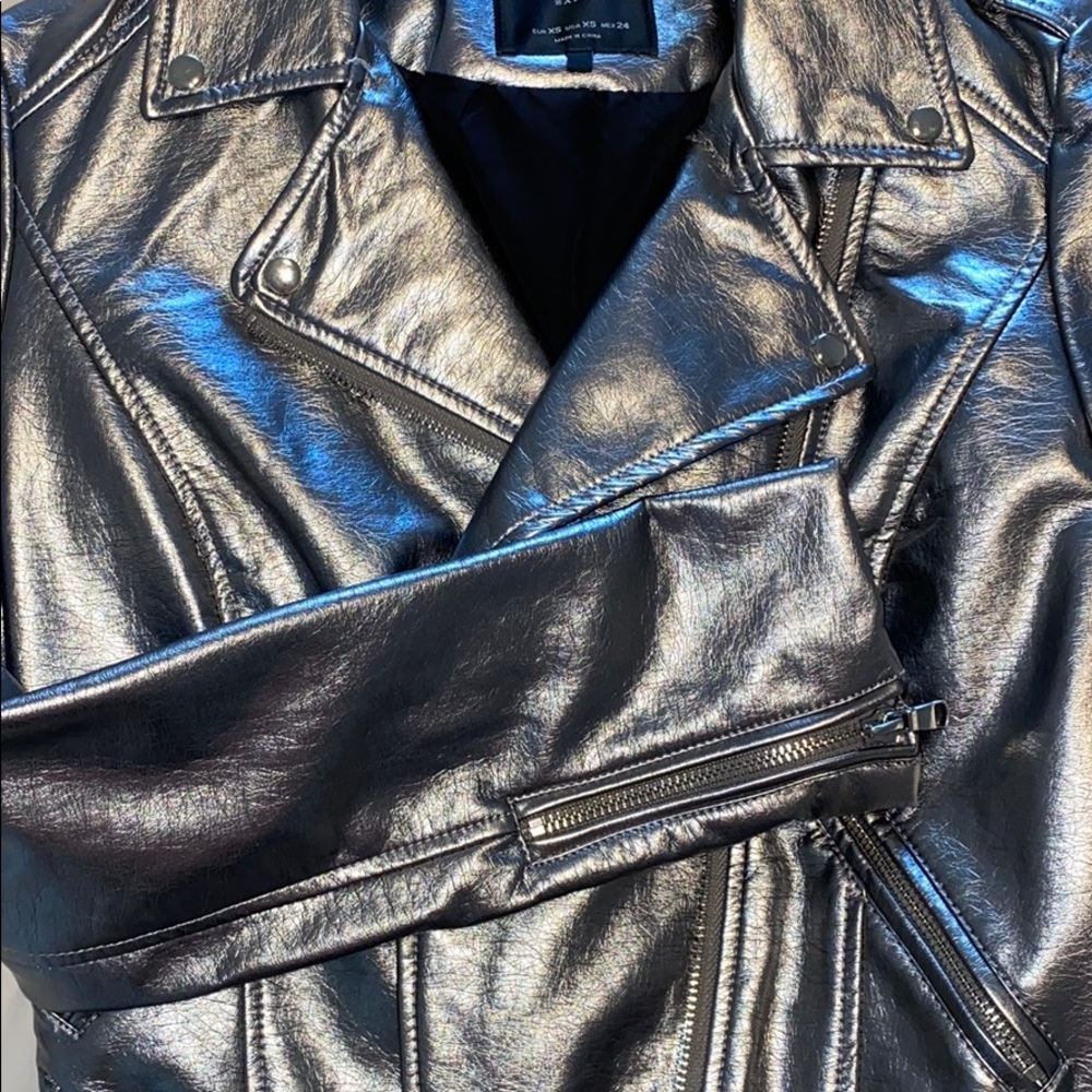 Metallic Silver Leather Jacket - image 4